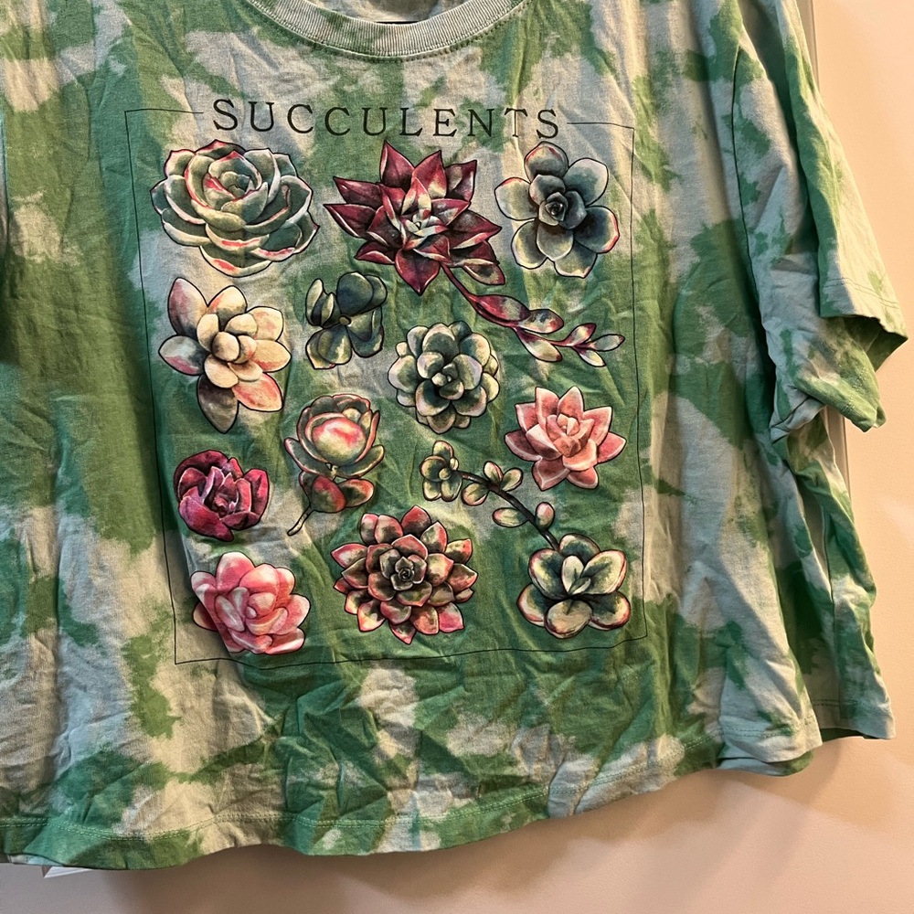 Mighty Fine Green Tie-Dye Succulent Tee